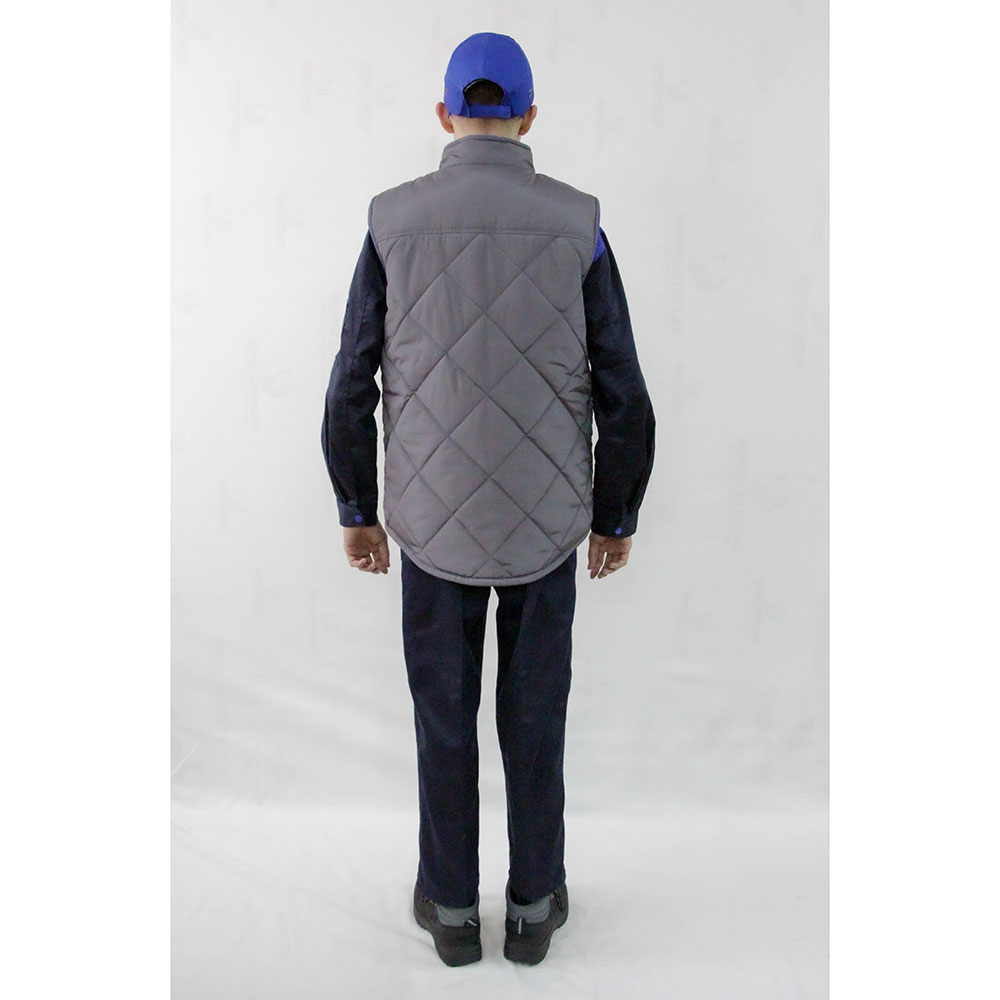 Жилет утепленный болоневый темно-серый на подкладе из флиса