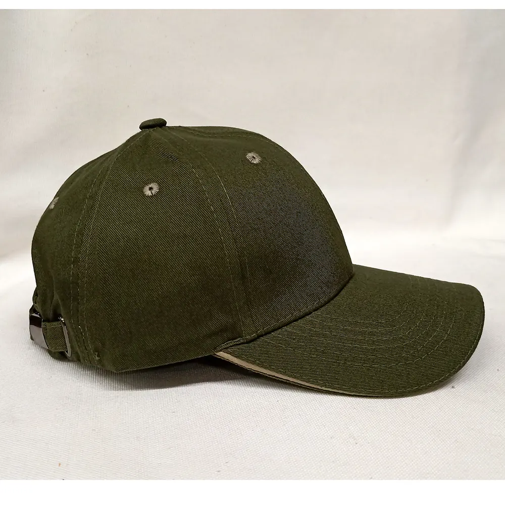 Бейсболка хаки с бежевым кантом