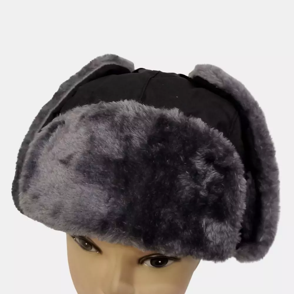 Шапка-ушанка черная