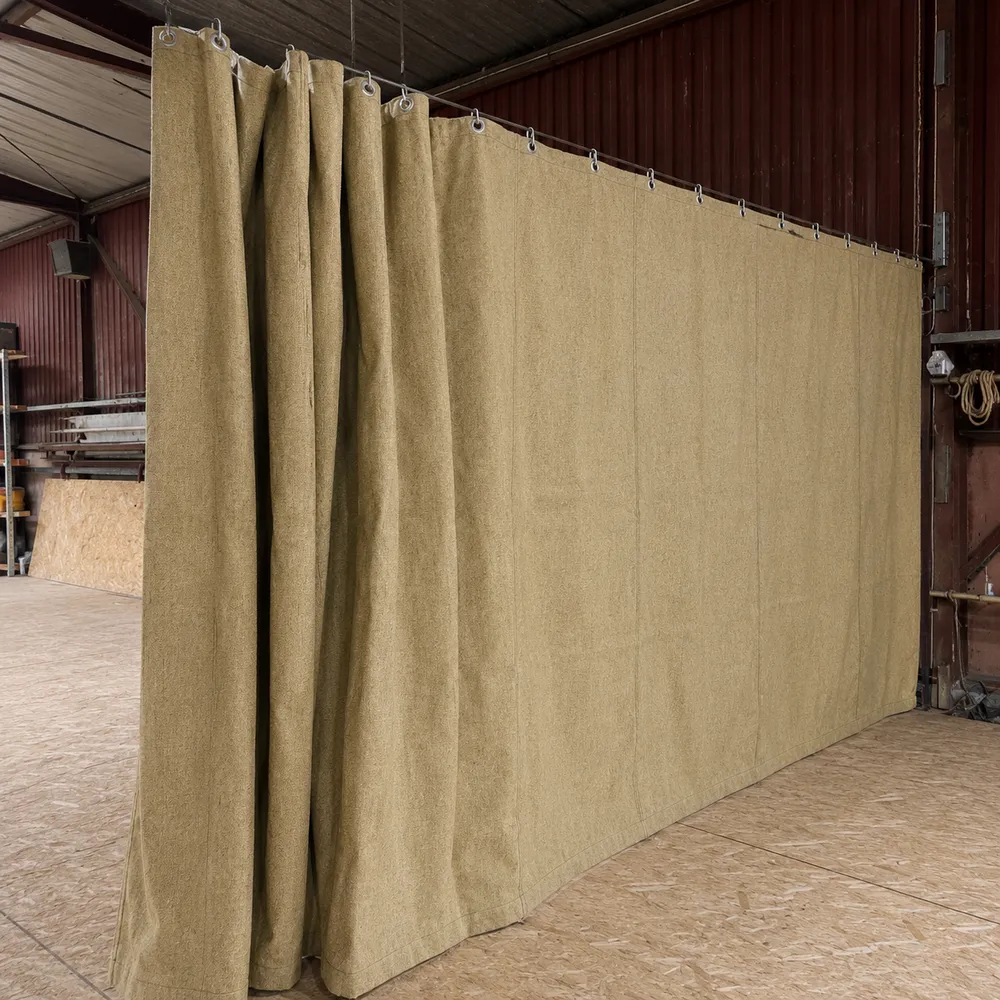 Штора 3*2,3 м брезентовая 480 гр/м²